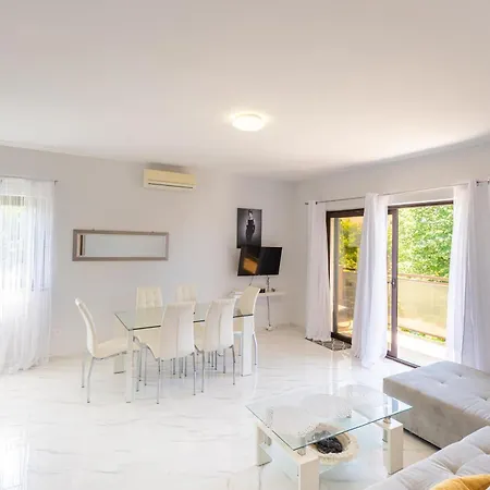 Nedjeljko Apartman Poreč